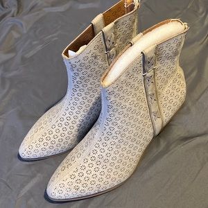 Women Boot